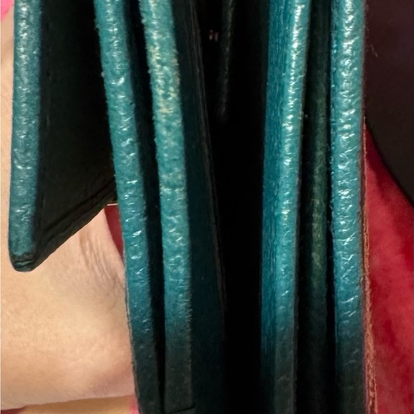 Gucci Teal and Beige Women's Wallet - Picture 6 of 8